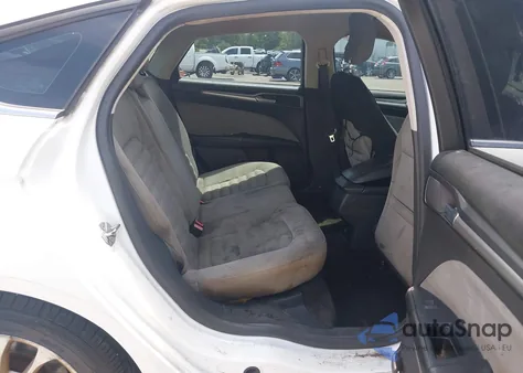 2014 Ford Fusion S из США, поврежденный, VIN 1FA6P0G72E5387479